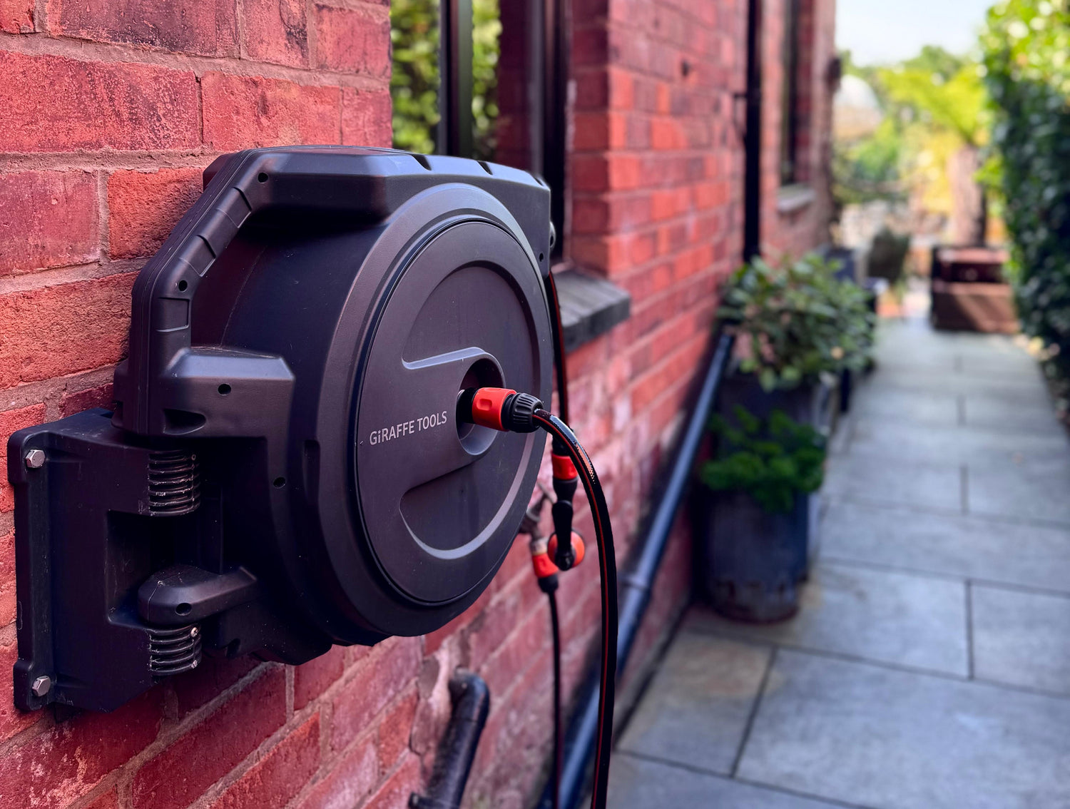 giraffe tools water hose reel